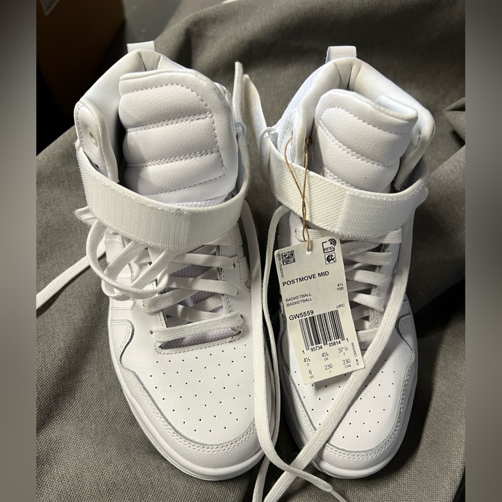 New adidas postmove mid women white size 6